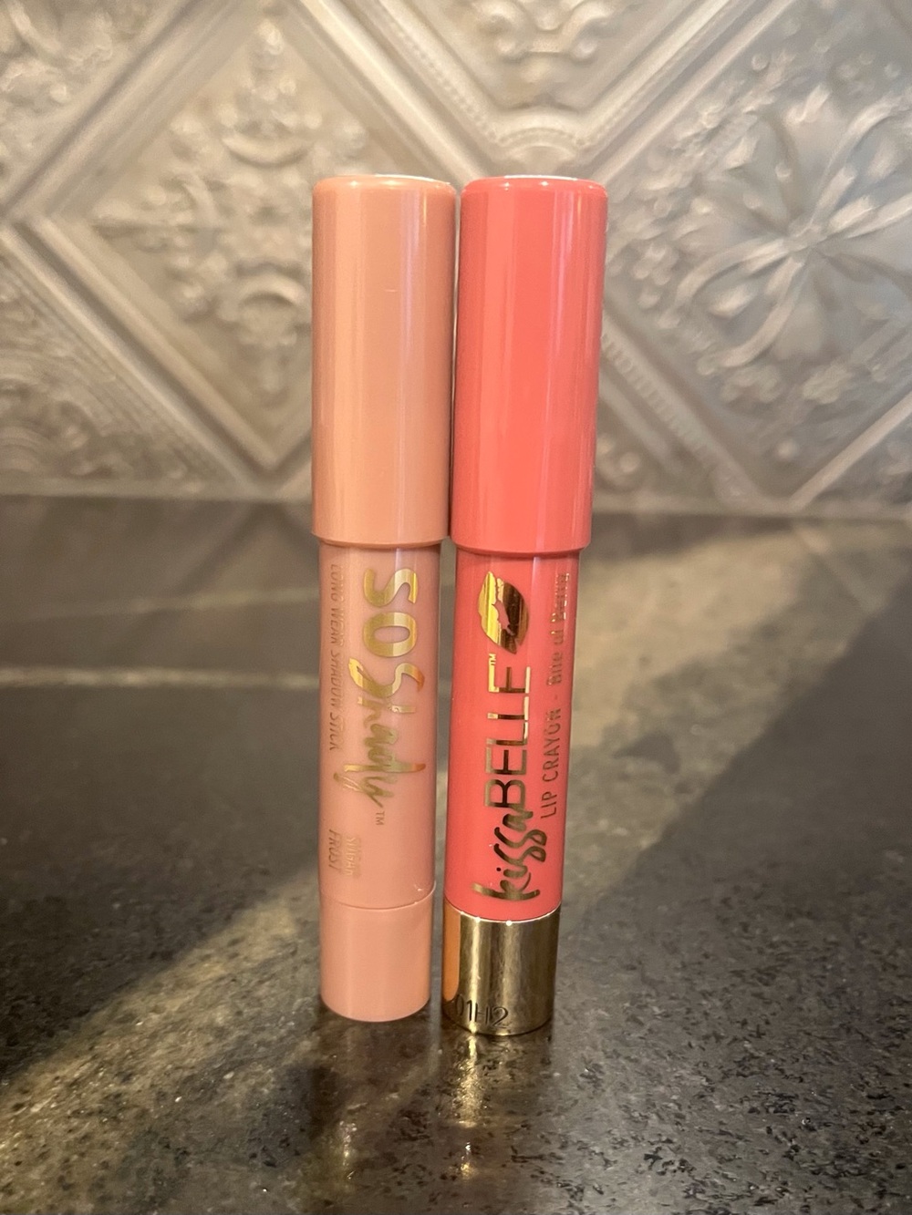 Belle Beauty Duo- eyeshadow and lip crayon